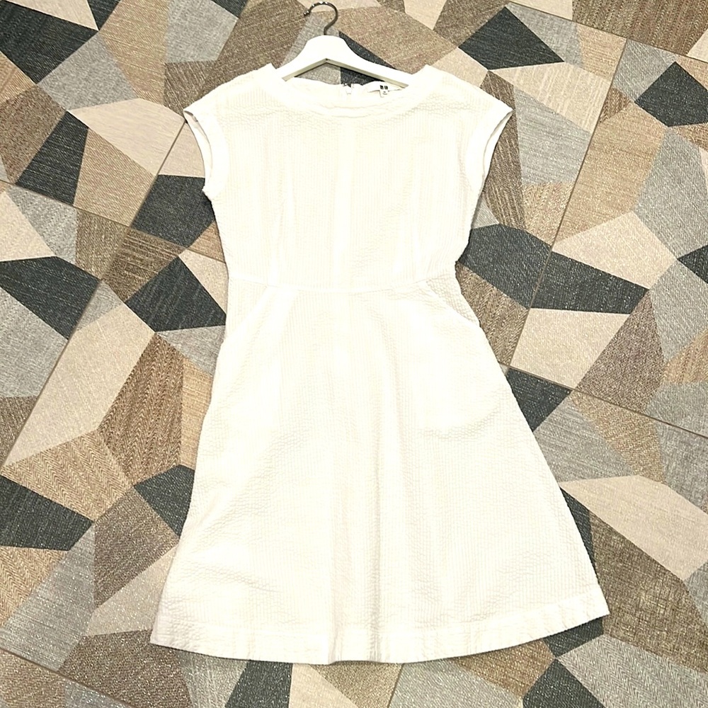 Uniqlo white dress XS worn once